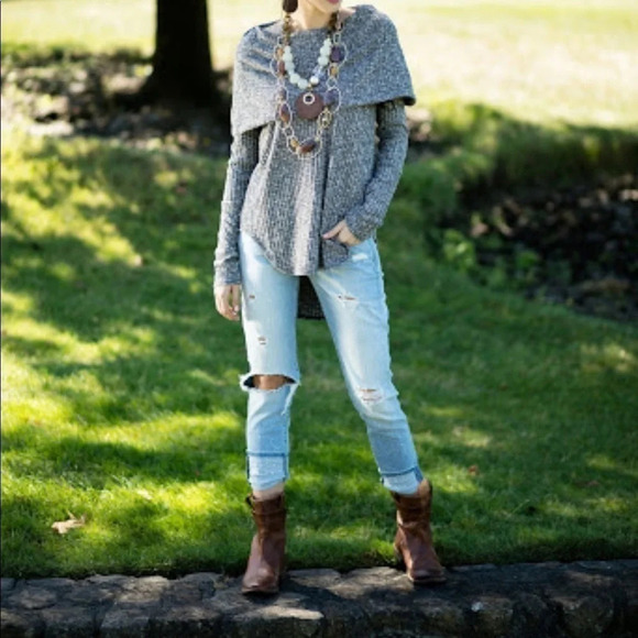 {evy’s tree} The Emily Cowl Neck, size Medium EEUC - Picture 3 of 8